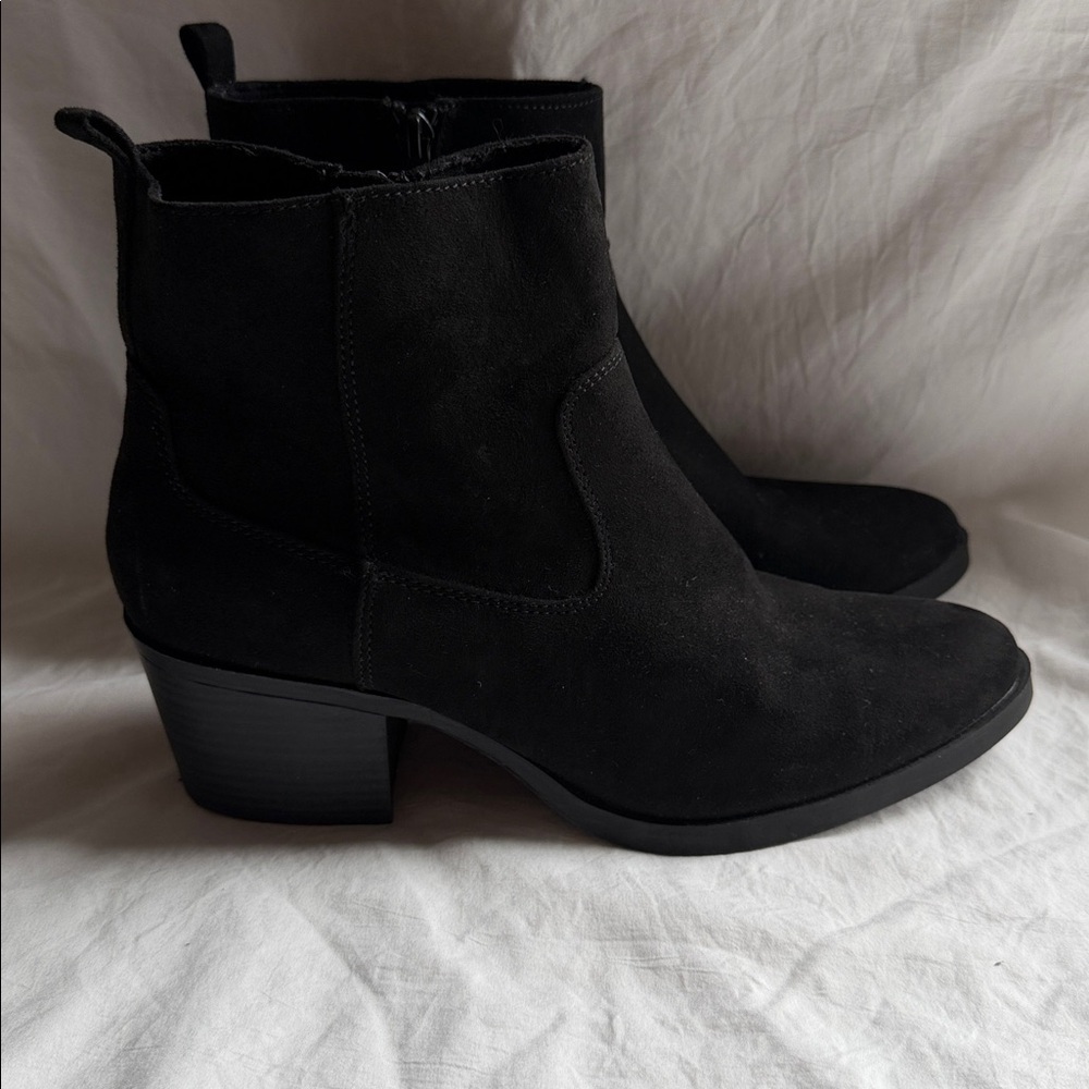 Old Navy Black Western Booties - Picture 3 of 9